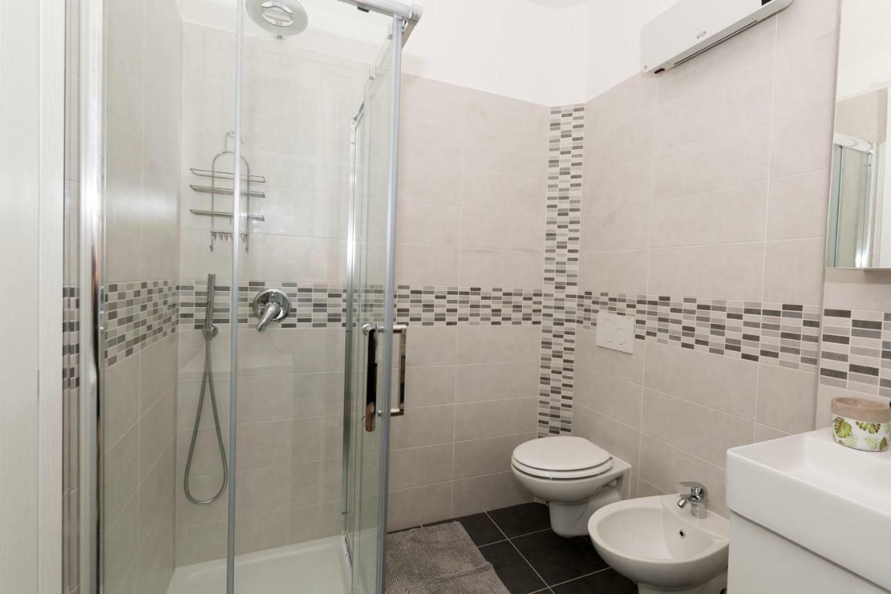 Apartment A Lago Private Beach And Parking Oliveto Lario المظهر الخارجي الصورة
